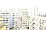 少し優雅に、眺望の良い部屋で新生活をしてみませんか？青空がみえたり、眺望や窓からの景色が良いと、家で過ごす時間も快適です。