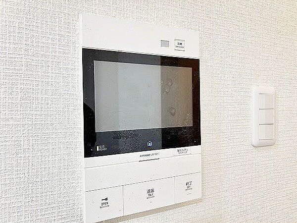 玄関を拡大表示