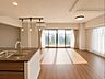 リビング/ダイニング：≪リビング≫「※掲載の室内写真は、居住中の家具・家電等をAI技術によりデジタル加工で消去したものであり、実際の室内状況とは一部異なります。現況を優先いたしますので、詳細は内覧時にご確認ください。」