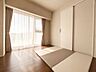 子供部屋：≪居室≫「※掲載の室内写真は、居住中の家具・家電等をAI技術によりデジタル加工で消去したものであり、実際の室内状況とは一部異なります。現況を優先いたしますので、詳細は内覧時にご確認ください。」