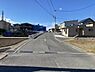 外観：前面道路を含めた現地写真です。