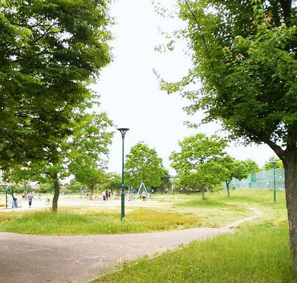 画像26:【公園】巽東緑地まで800ｍ