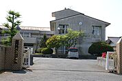 河南西中学校 2070m