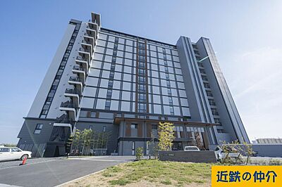外観：2024年10月完成の築浅シニア向けマンション