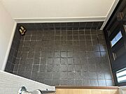 毎日通る玄関はこちらです