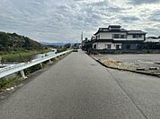 東側前面道路（北側から撮影）幅員