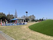 小松運動公園／400m（徒歩5分）