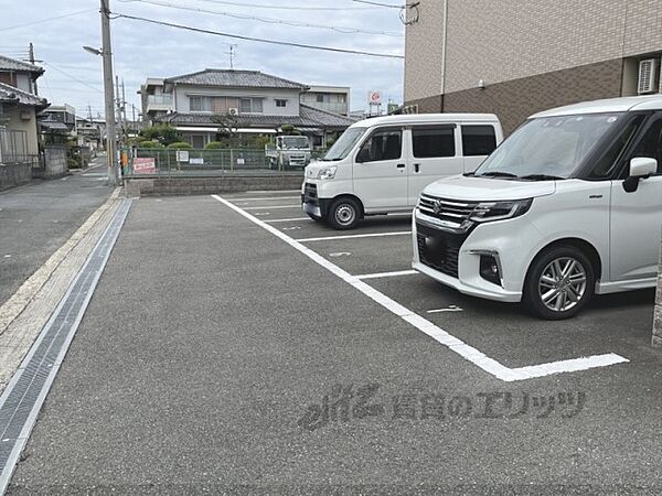 画像5:駐車場