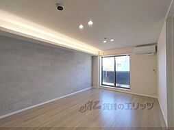 レジデンス三条宮前 402 4階2LDKのリビング/ダイニング