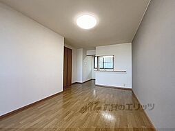 プラムハウスII 2階1LDKのリビング/ダイニング