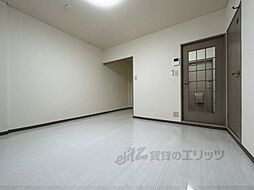 エメリーパレス 102 1階2LDKのリビング/ダイニング