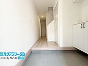 散らかりがちな玄関もスッキリ収納♪