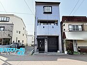 延べ床面積60坪超えの5LDKの物件です♪