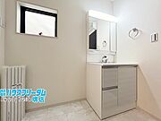 細々したものもスッキリ収納できますよ♪