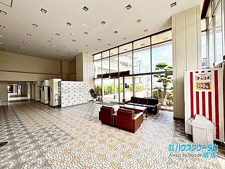 高級感のあるキレイなエントランスです!