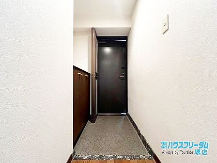 シューズBOXつきで玄関をスッキリできます♪