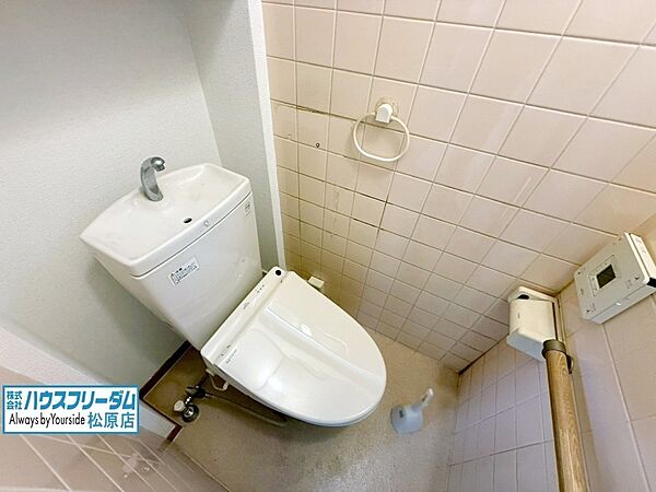 トイレを拡大表示