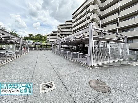 駐車場の空き状況などお気軽にお問い合わせください。