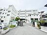 周辺：羽曳野市立誉田中学校