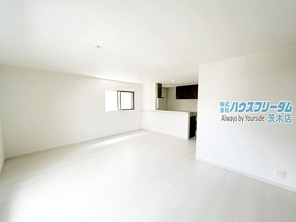 リビング/ダイニングを拡大表示