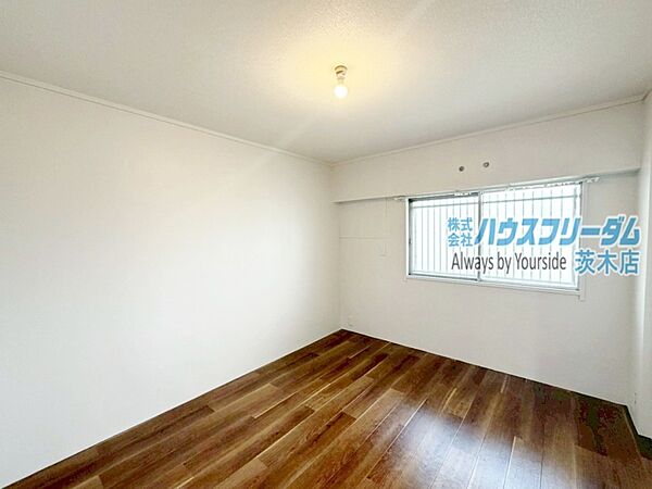 寝室を拡大表示