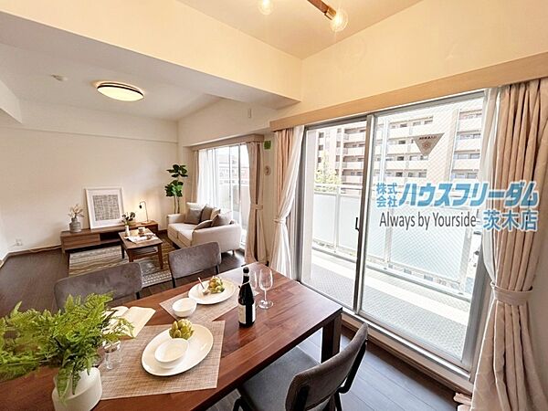 リビング/ダイニングを拡大表示