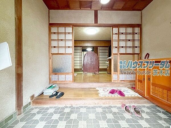 玄関を拡大表示