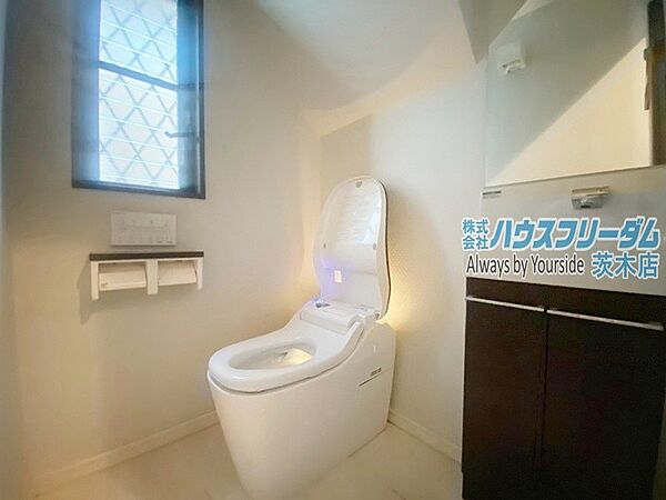 トイレを拡大表示