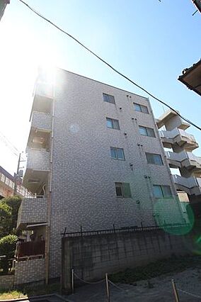 流行に左右され...