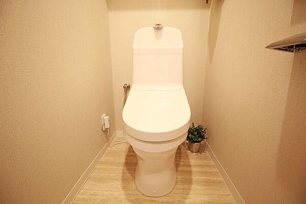 トイレを拡大表示