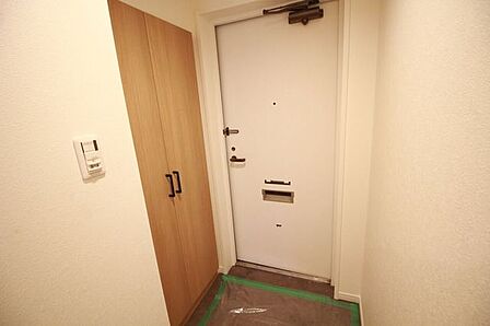 おでかけの時も帰った時も、「我が家」を最初に感じでもらえる素敵な空間に。