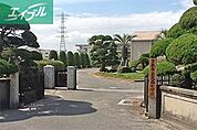 倉敷市立大高小学校 915m