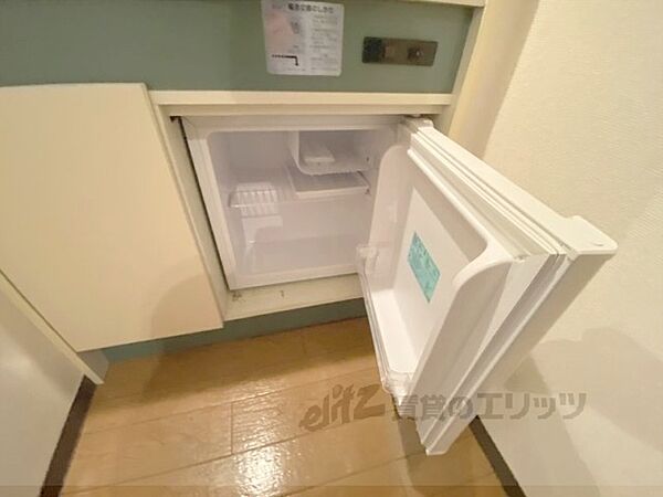 画像29:小型冷蔵庫