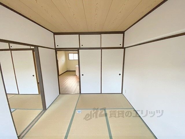 寝室