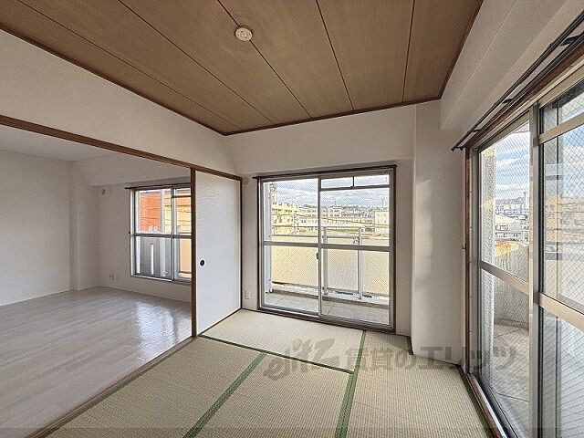 寝室