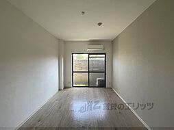 グランクレスト 1階1Kのリビング/ダイニング