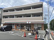 セブンイレブン　枚方東中振2丁目店まで80メートル