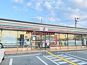 セブンイレブン　枚方村野西町店まで1500メートル