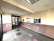 綺麗なロビーは人を呼びやすいです。