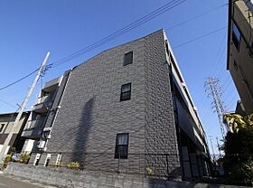 アンプルールフェールスカイ  ｜ 埼玉県川口市大字小谷場（賃貸マンション1K・1階・29.81㎡） その1