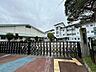 周辺：【小学校】青柳小学校まで3.9kmです。旧渡瀬小学校からスクールバスが出ています。旧渡瀬小学校のバス停まで徒歩約8分（500ｍ）です。