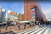 西武新宿駅(西武 新宿線) 徒歩9分。 660m