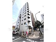 角地のため、建物の圧迫感がございません。