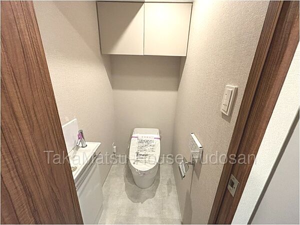 トイレを拡大表示