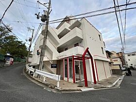 ラ・カーサ・エフ  ｜ 大阪府吹田市上山手町6番13号（賃貸マンション1K・4階・18.00㎡） その1