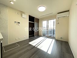 One’s (ワンズ) 102 1階ワンルームのリビング/ダイニング