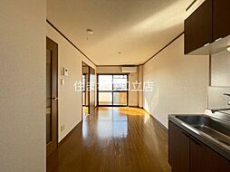 柘植マンション 302 3階1LDKのリビング/ダイニング