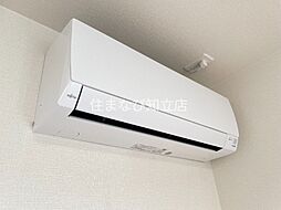 セント　ラグジュアリー 1階2LDKのリビング/ダイニング