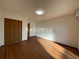 アムール　サヴァ 205 2階1Kのリビング/ダイニング