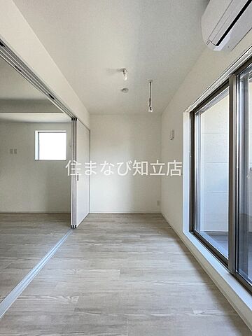洋室
